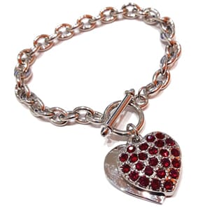 Armlenke med hjerte-charm