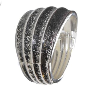 Armbånd med fjærlås