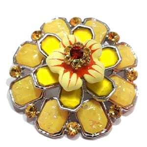 Brosje med blomstermotiv