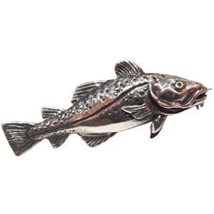 Brosje i sølv med torskemotiv