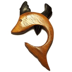 Brodsje med delfinmotiv