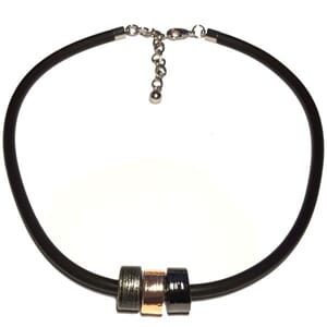 Halssmykke i gummi