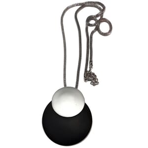 Lang halskjede med rondellanheng