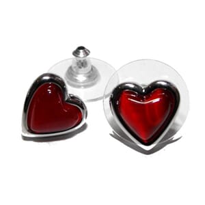 Ørestuds med hjertemotiv