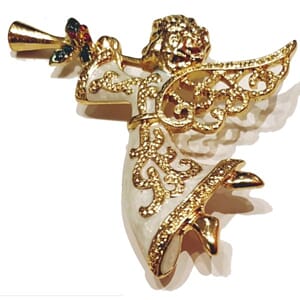 Brosje med engle-motiv