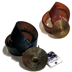 Håndlaget belte med "viking"-spenne