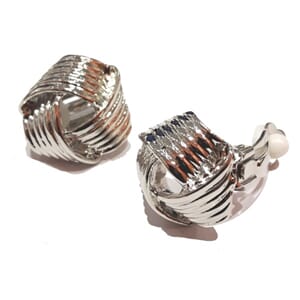 Øreclips med knutemotiv