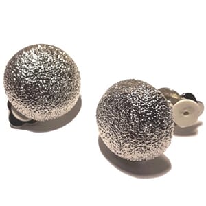 Øreclips i matt "sølv"