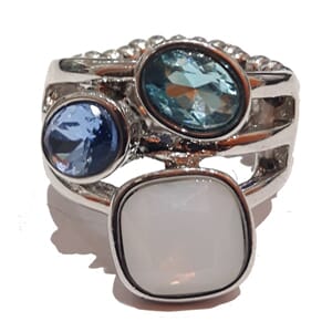 Flex-ring med fasetterte glass-stener