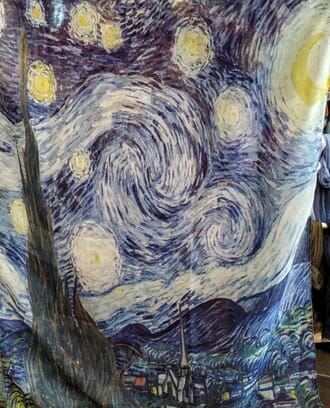 Sjal med van Gogh motiv i viskose/ull