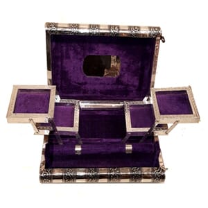 Smykkeskrin med mange rom