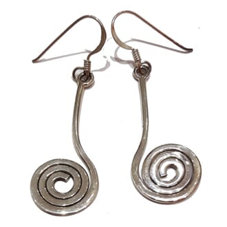 Øredobber i sølv med spiralform
