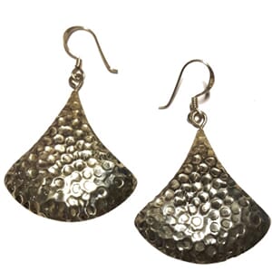 Øredobber i hamret sølv