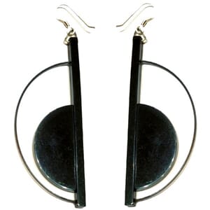 80-talls øredobber i plexiglass