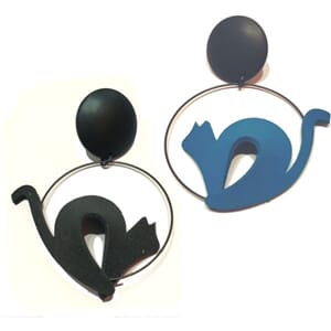 80-talls øredobber i skumplast