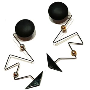 80-talls øredobber i plexiglass